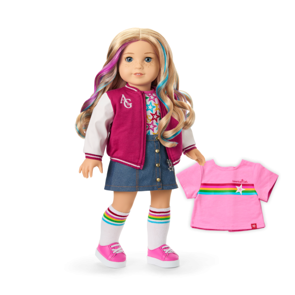 Truly Me™ 18-inch Doll #110 with wavy blonde hair
