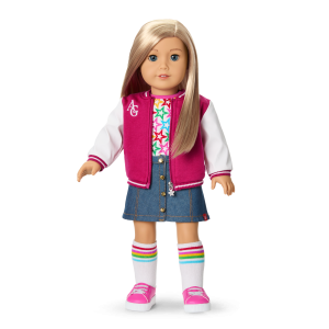 Truly Me™ 18-inch Doll #100 with straight layered blonde hair