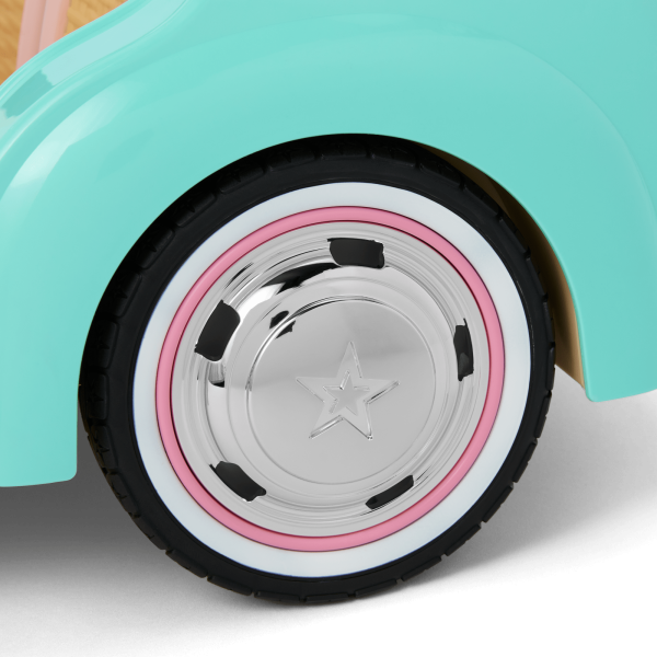 Raquel's™ Seaside Car for 18-inch Dolls (Girl of the Year™ 2026)