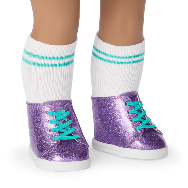 Truly Me™ #117 Doll & Dance All Day Set with wavy dark-brown hair