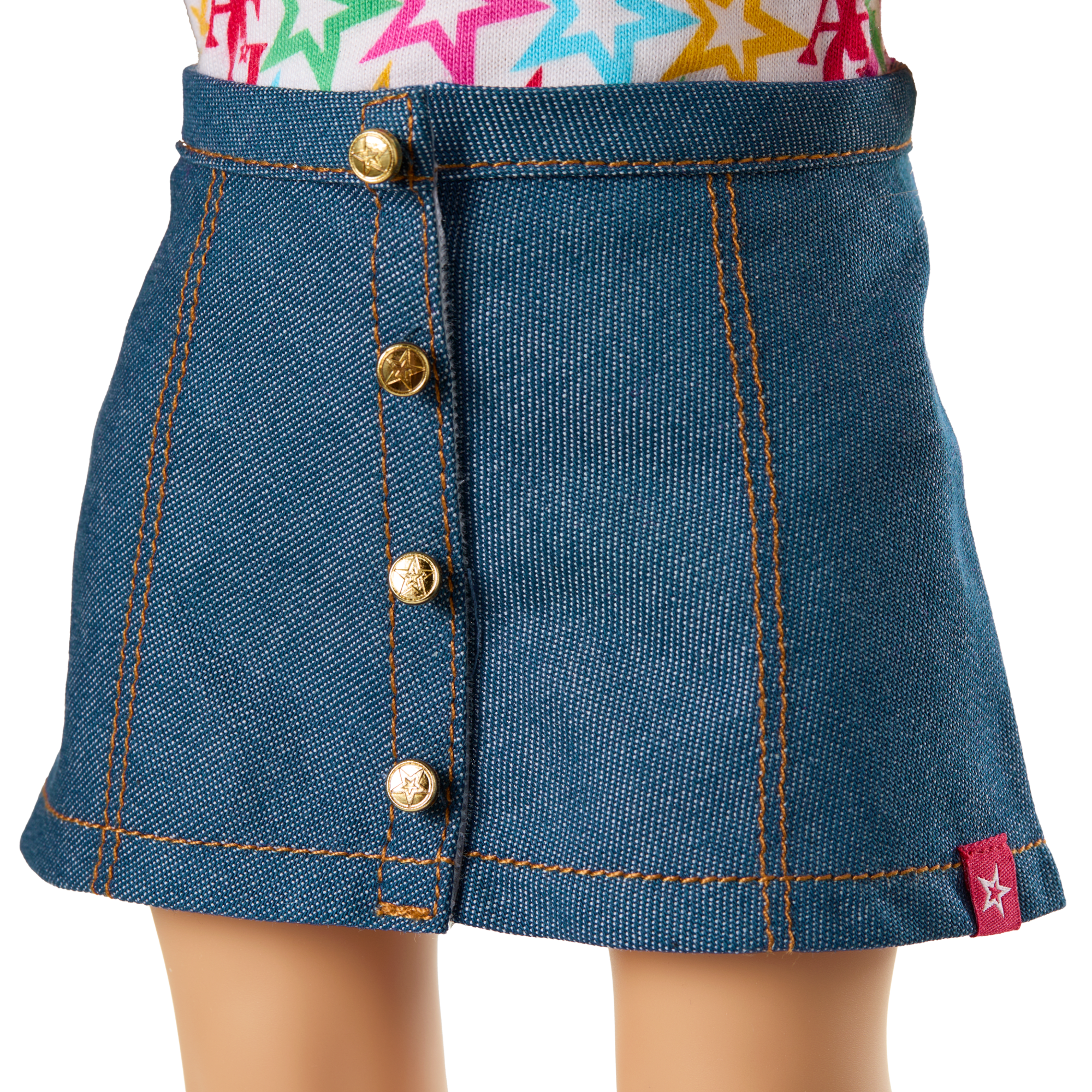 Truly Me™ 18-inch Doll #101 with wavy caramel hair