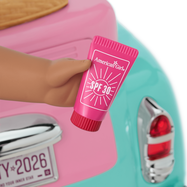 Raquel's™ Seaside Car for 18-inch Dolls (Girl of the Year™ 2026)