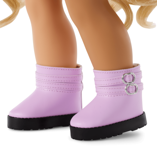 Long Hair Looks™ by Truly Me™ 18-inch Doll #133 & hair accessories