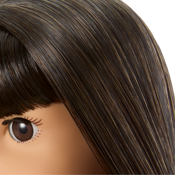 Truly Me™ 18-inch Doll #130 with straight black-brown hair