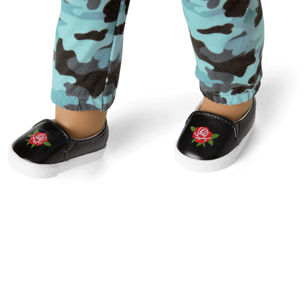 Truly Me™ 18-inch Doll #89 with wavy dark-brown hair