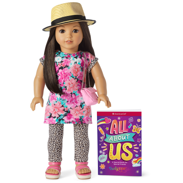 Truly Me™ 18-inch Doll #124 + Show Your Sweet Side Accessories