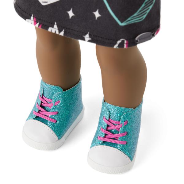 Truly Me™ 18-inch Doll #112 with short curly dark-brown hair