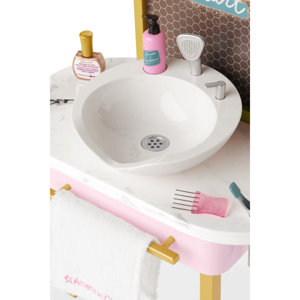 American Girl® Dolled Up™ Salon Station