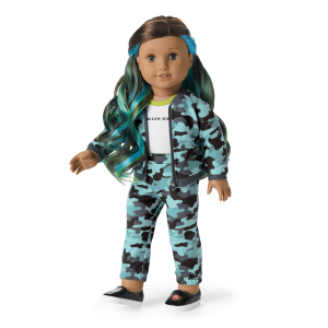 Truly Me™ 18-inch Doll #89 with wavy dark-brown hair