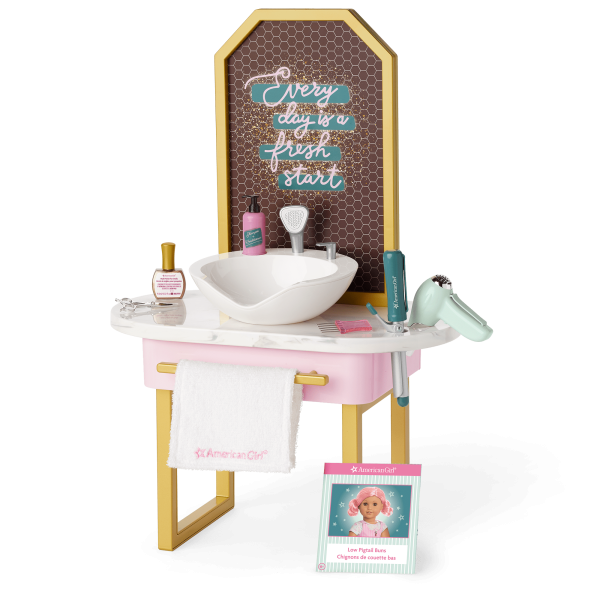 American Girl® Dolled Up™ Salon Station